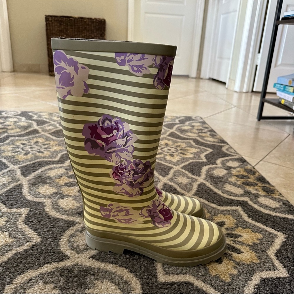 Roberta Bridal Elegant Gray Fabric